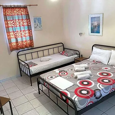 Polyxenis Hotel