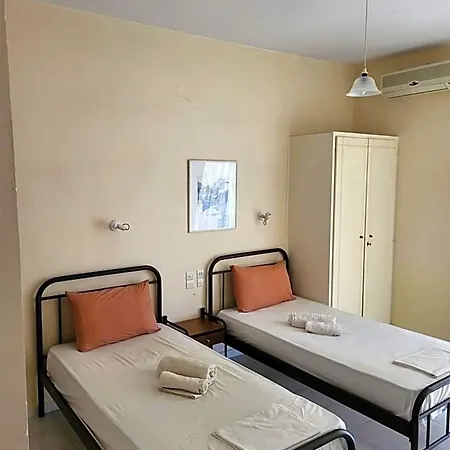 Hotel Polyxenis